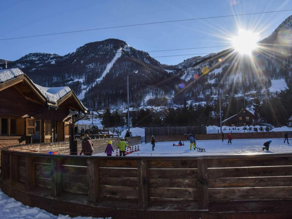 Appartement La Salle-les-Alpes, 3 pièces, 6 personnes - FR-1-330F-41 Serre Chevalier Extérieur photo
