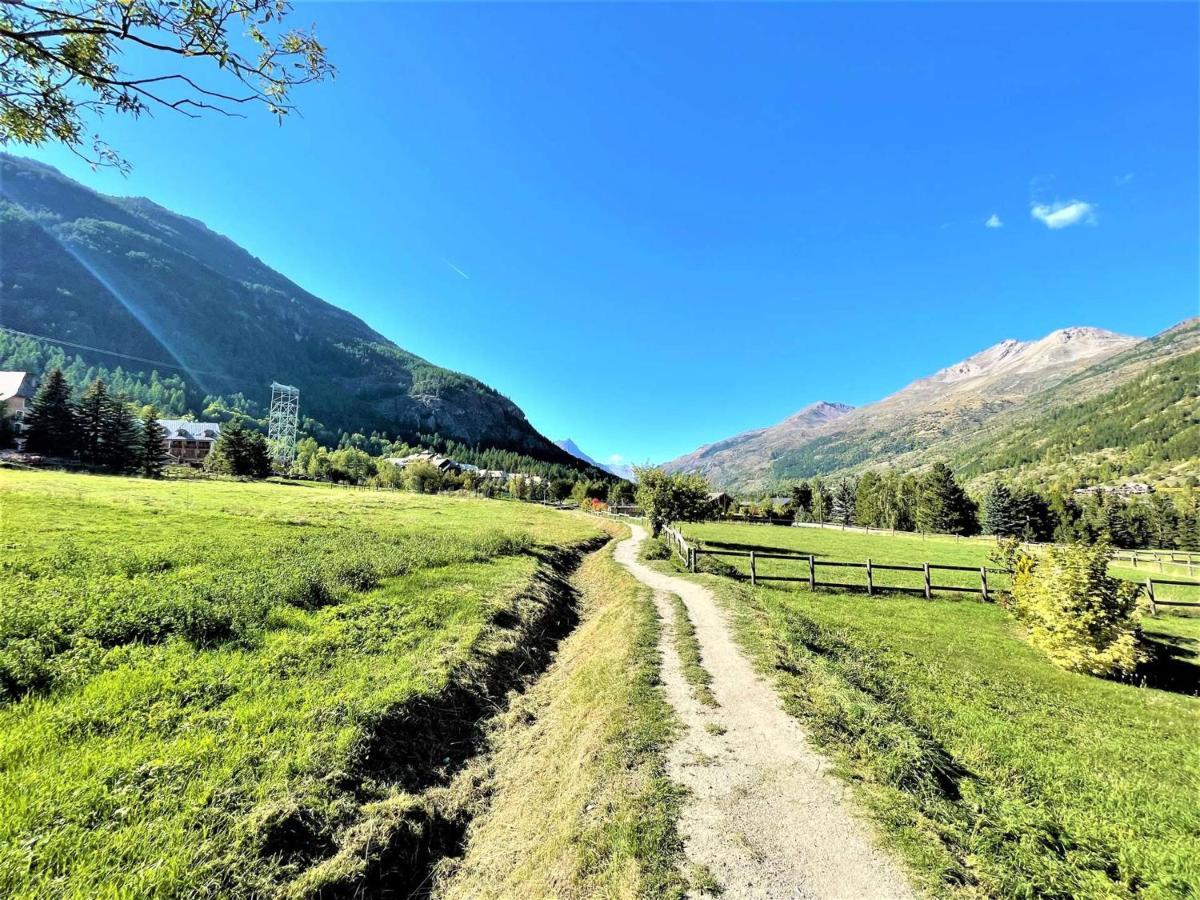 Appartement La Salle-les-Alpes, 3 pièces, 6 personnes - FR-1-330F-41 Serre Chevalier Extérieur photo